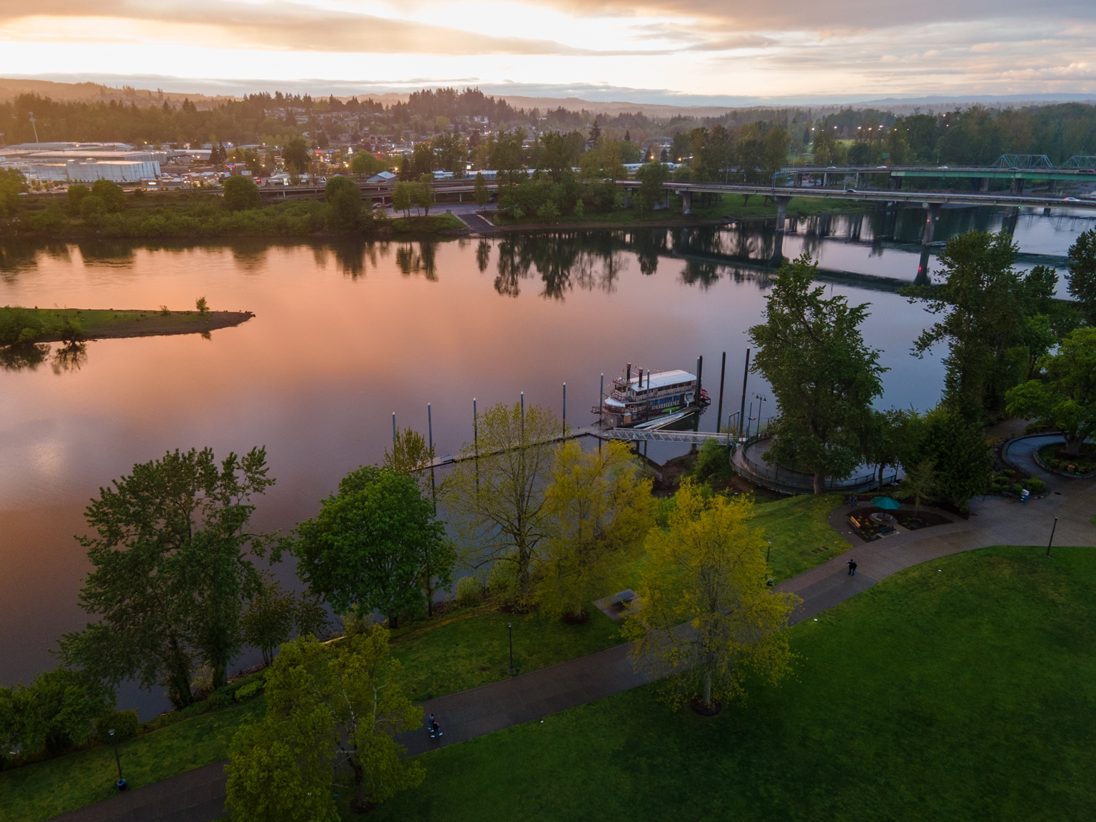 Riverfront Park • Salem • Oregon Runs